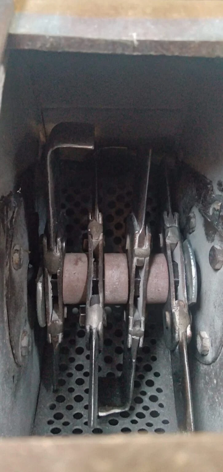 Acondicionamiento y reparación de moledora LOYTO 2