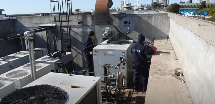 Mantenimiento de sistemas chiller en Acuario del Río Paraná 2
