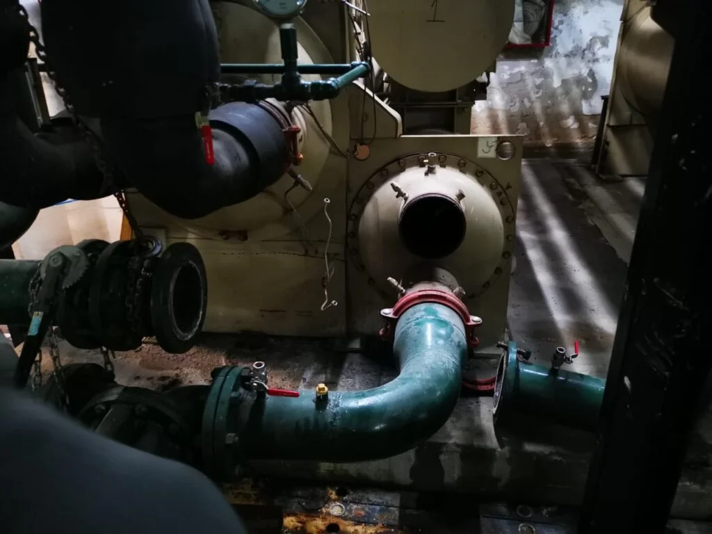 Reparacion intercambiador de calor McQuay CEMAR 4