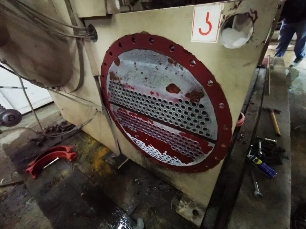 Reparacion intercambiador de calor McQuay CEMAR 7