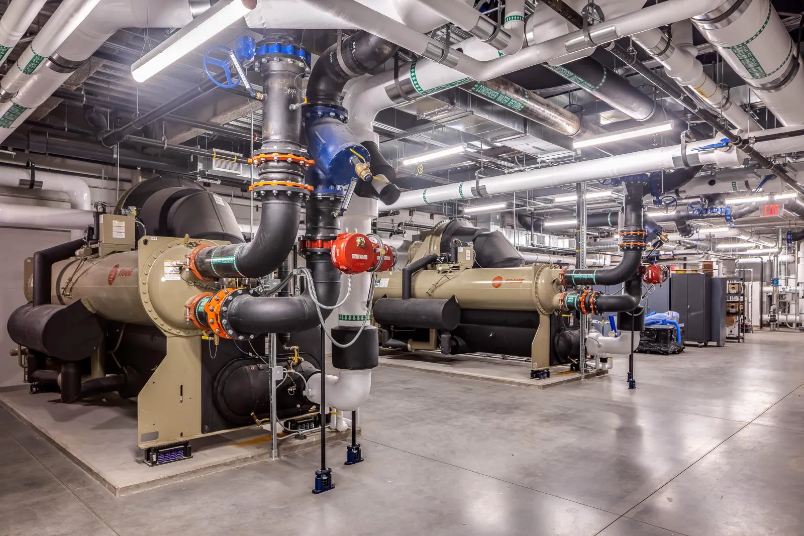 Modularidad y sistemas de backup en chillers industriales